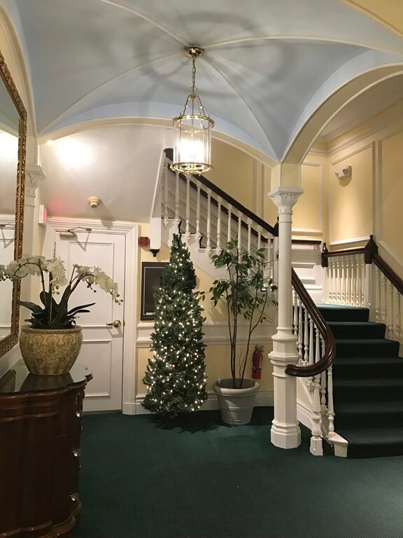 365 Beacon St unit 3B, Boston, MA 02116 - photo 2