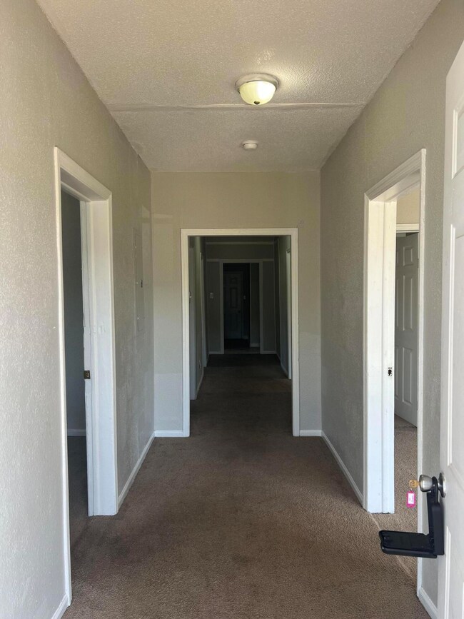 1121 Sharpes Ln, Augusta, GA 30901 - photo 5