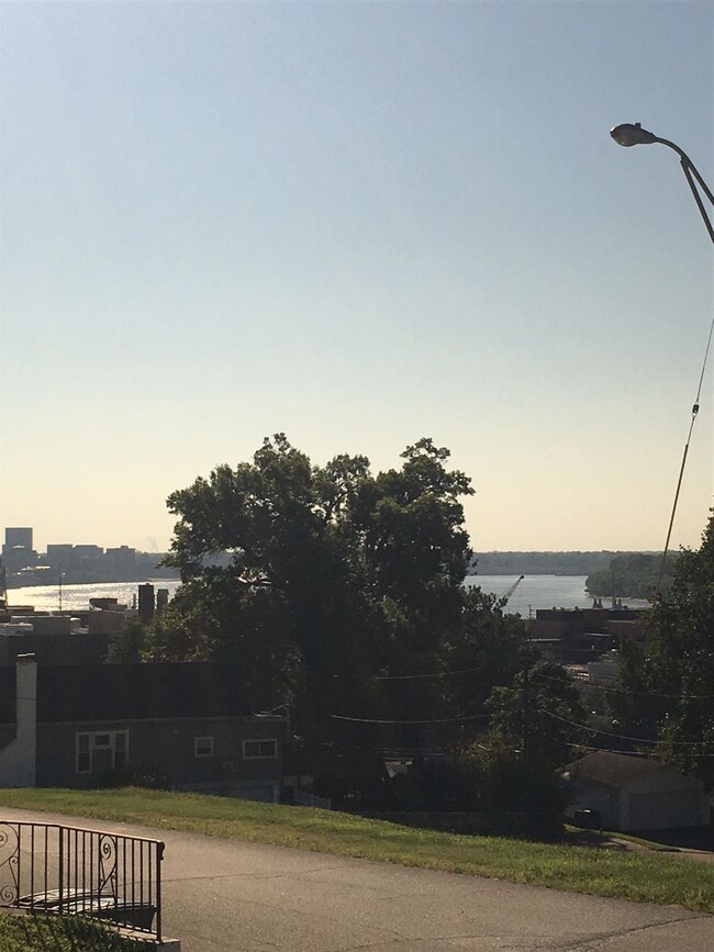 2715 Forest Ave, Evansville, IN 47712 - photo 2