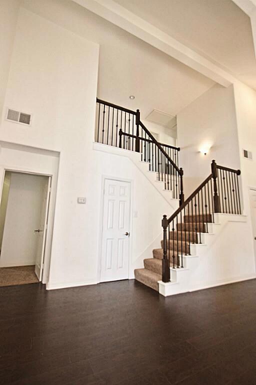 15859 Meadow Village Dr, Houston, TX 77095 - photo 5