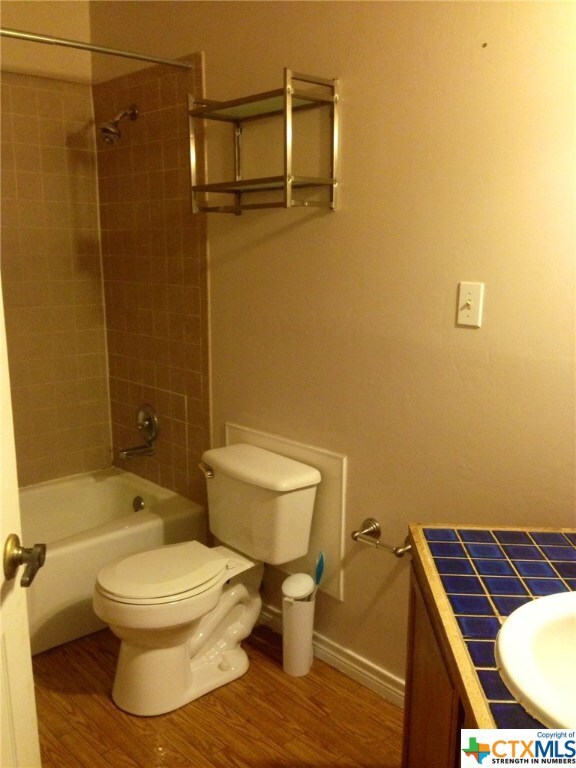 310 Pat Garrison St unit B6, San Marcos, TX 78666 - photo 6