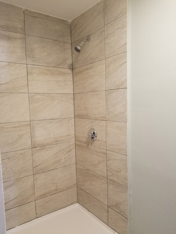 39 Worcester St unit 2R, Southbridge, MA 01550 - photo 4