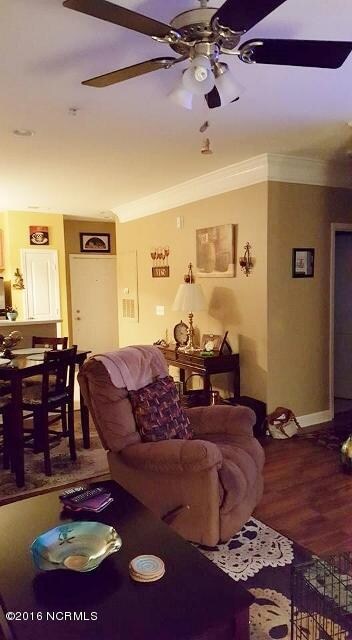living area 5