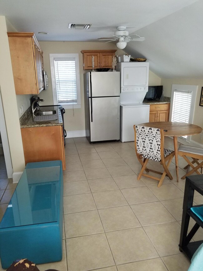 1119 Olivia St unit (Up), Key West, FL 33040 - photo 5