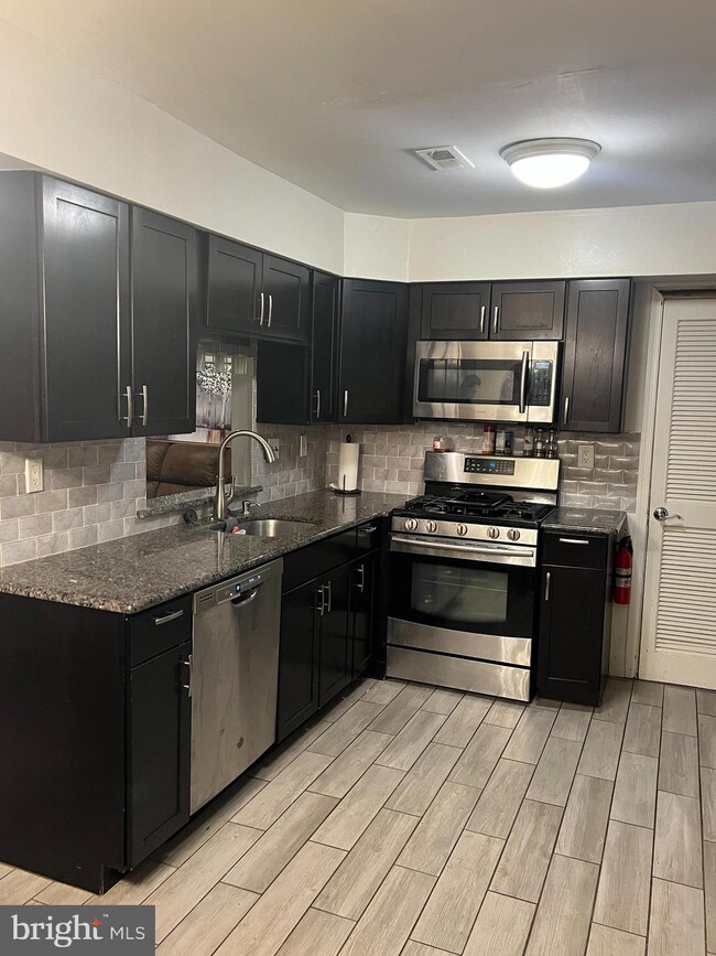 206 Burnam Wood Dr, Mount Laurel, NJ 08054 - photo 7