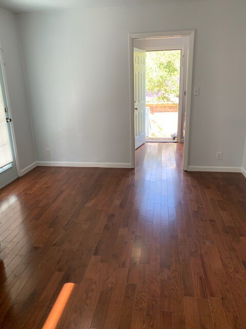 1302 Northcutt Dr, Shelbyville, TN 37160 - photo 5