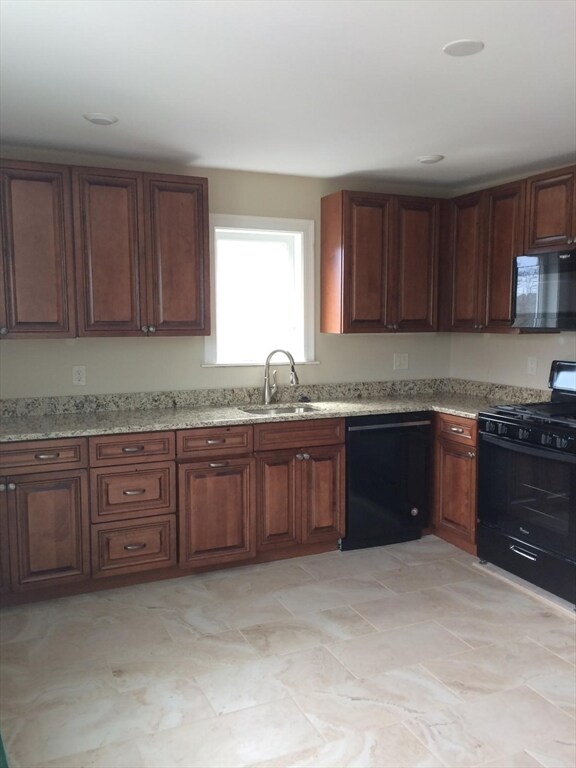 39 Loring Ave unit 2, Winchester, MA 01890 - photo 5