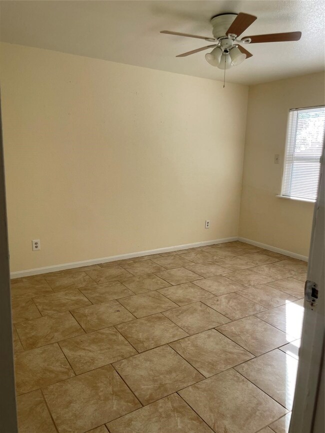 6708 Tamar Dr unit A, Pasadena, TX 77503 - photo 7