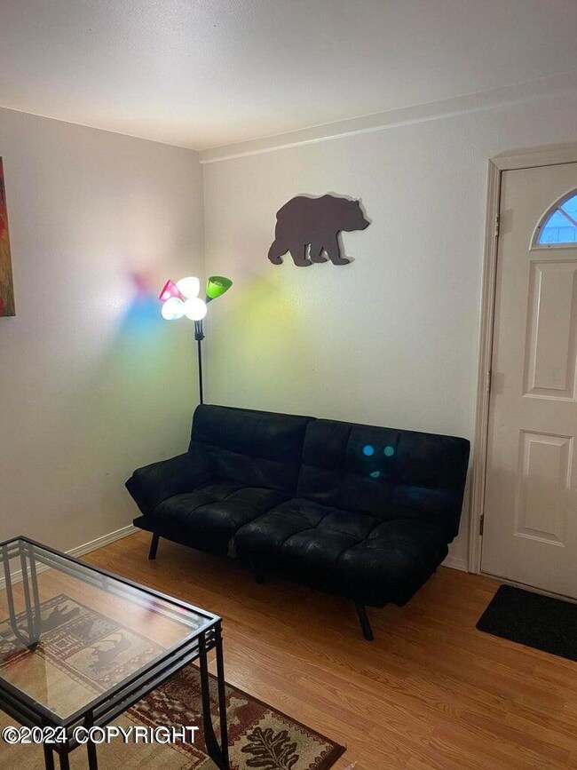 1435 W 25th Ave unit 5, Anchorage, AK 99503 - photo 3