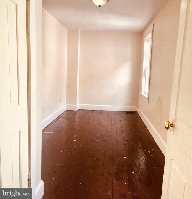 412 Locust St, Lancaster, PA 17602 - photo 7