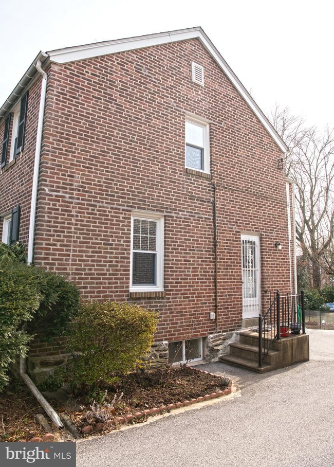 444 E Spring Ave, Ardmore, PA 19003 - photo 3