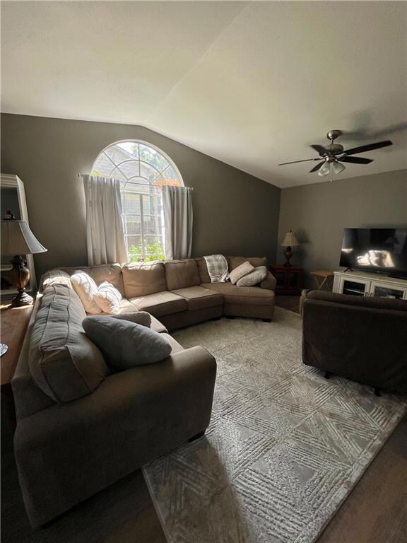 127 Cedarwood Dr, Slidell, LA 70461 - photo 2