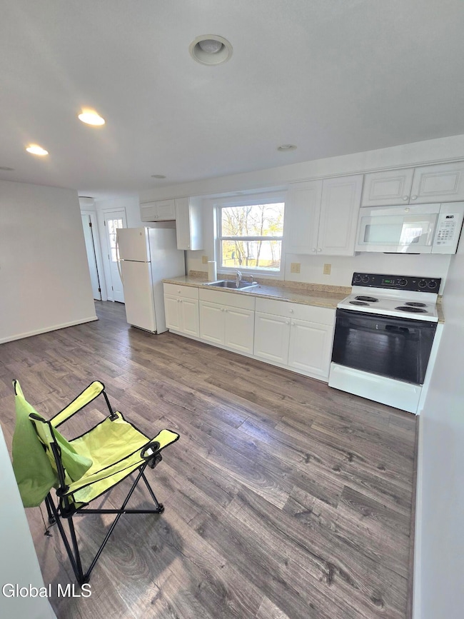 19 Commodore St unit A, Albany, NY 12205 - photo 6