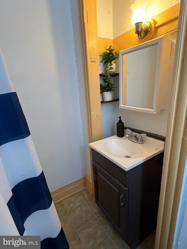 121 Poplar St, Reading, PA 19601 - photo 7