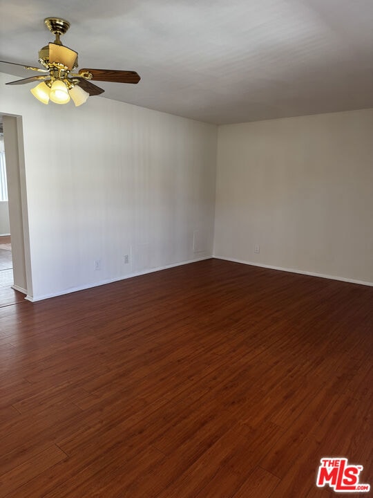 221 N New Hampshire Ave unit 3B, Los Angeles, CA 90004 - photo 2