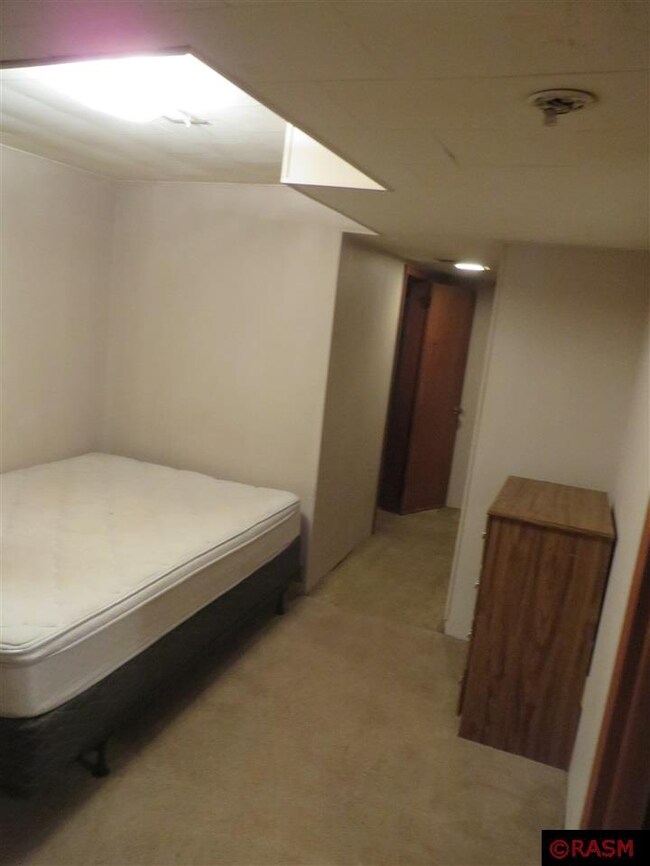 426 N 5th St, Mankato, MN 56001 - photo 7