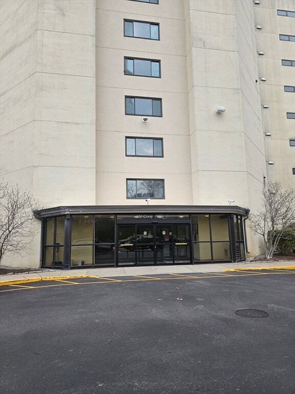 Captain Cove's Condominiums unit 406, Quincy, MA 02169 - photo 2