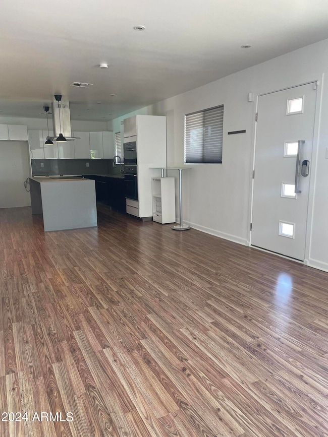 livingroomkitchen