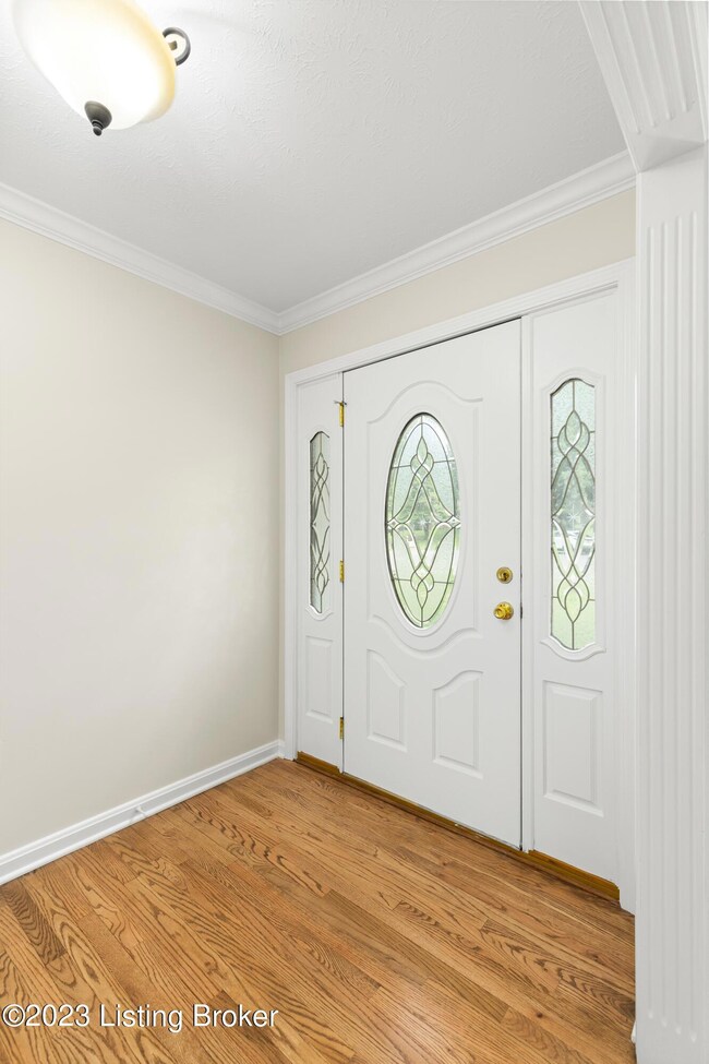 3501_Sycamore_Court-6