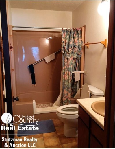 105 E 8th St, Hugoton, KS 67951 - photo 7