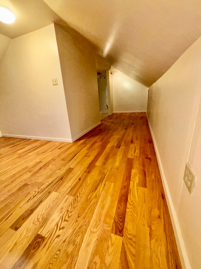 135 E North Ave unit 2, Elmhurst, IL 60126 - photo 7