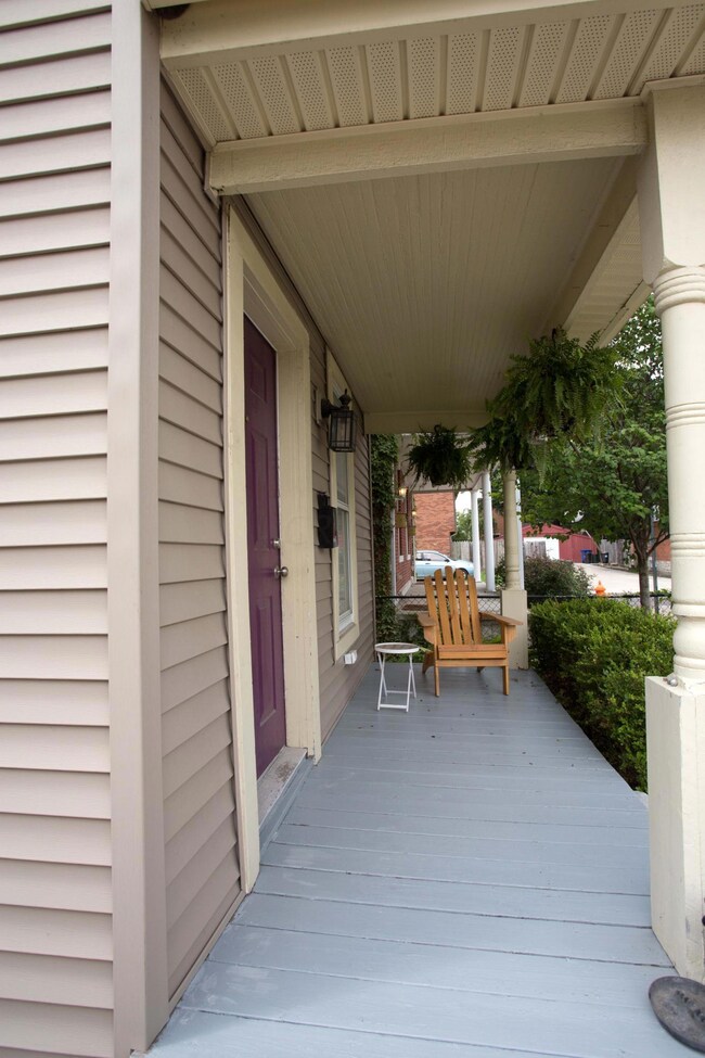 451 Elsmere St, Columbus, OH 43206 - photo 2