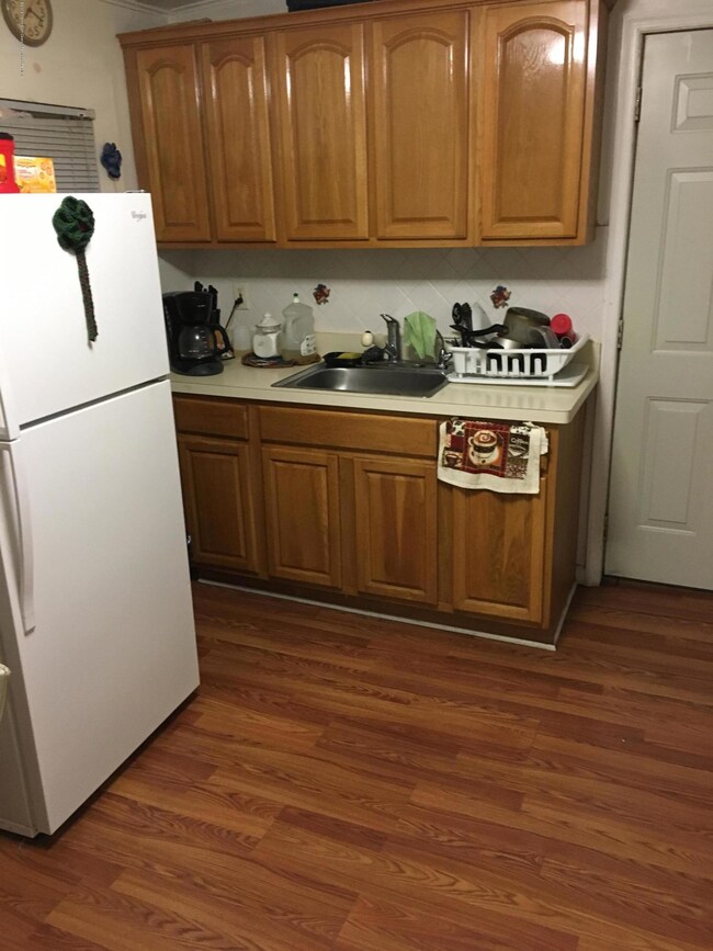 201 1st St, Keyport, NJ 07735 - photo 6