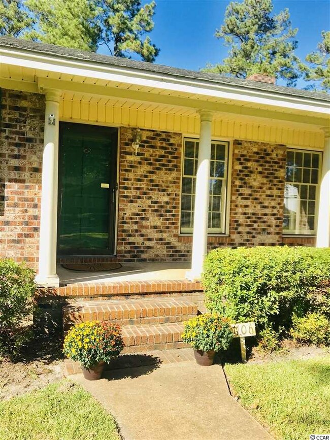 1106 Landgrave St unit Country Club Estates, Georgetown, SC 29440 - photo 4