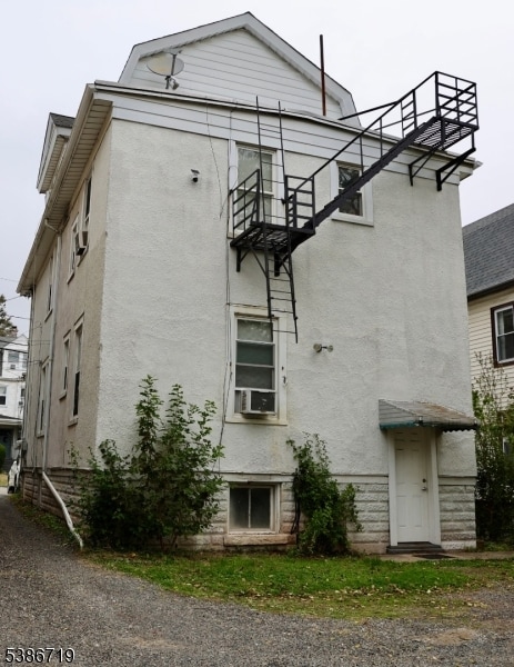 88 Riggs Place, West Orange, NJ 07052 - photo 2