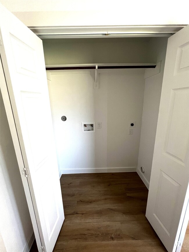 7407 Wileyvale Rd, Houston, TX 77016 - photo 7