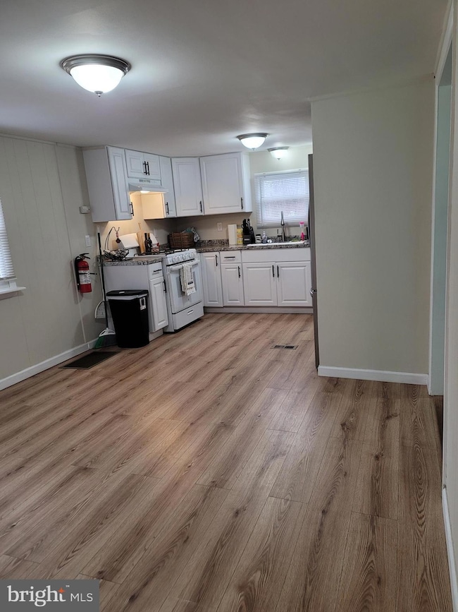 17 Sand Piper Dr, Franklin, NJ 08322 - photo 6