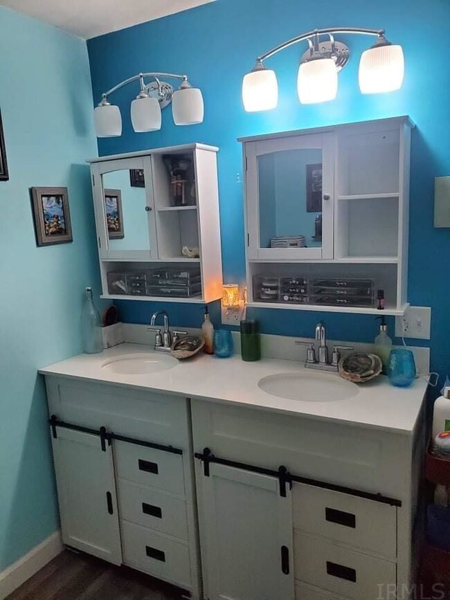 1169 Roosevelt St, Linton, IN 47441 - photo 4