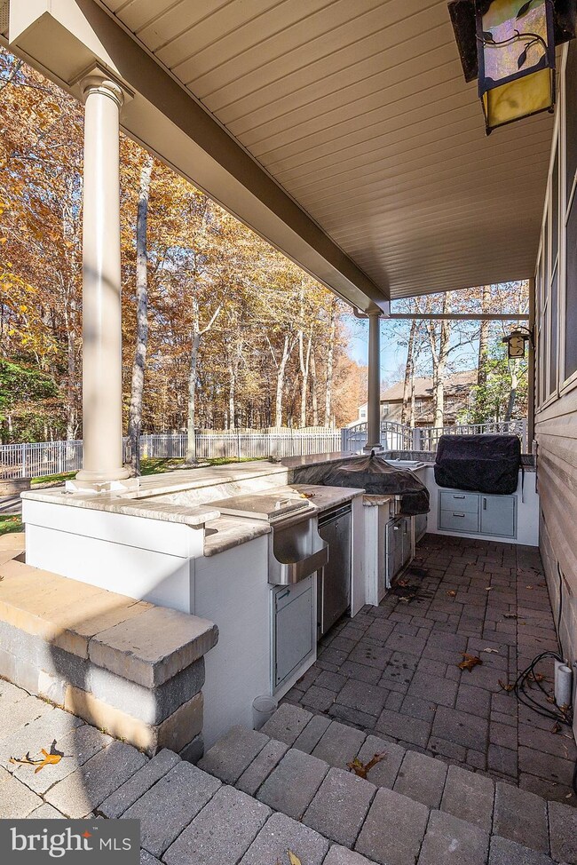 1592 Chapman Rd, Crofton, MD 21114 - photo 7