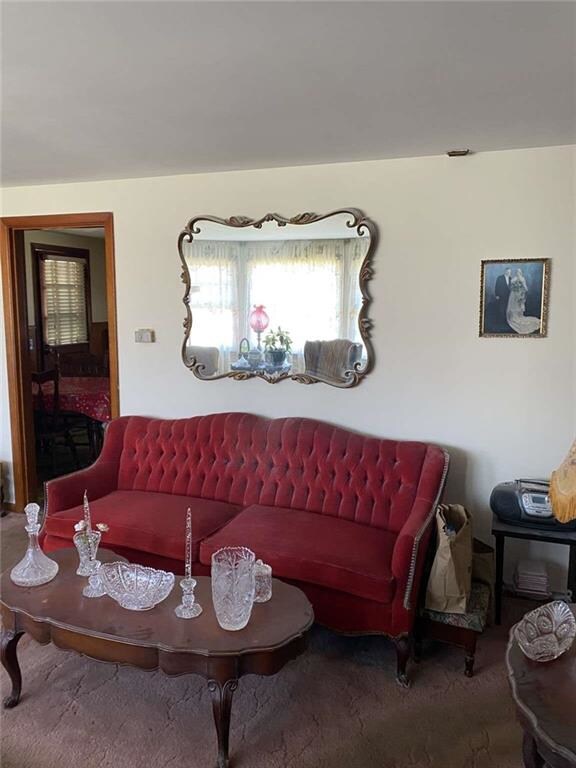 130 Belvedere Dr, Cranston, RI 02920 - photo 7