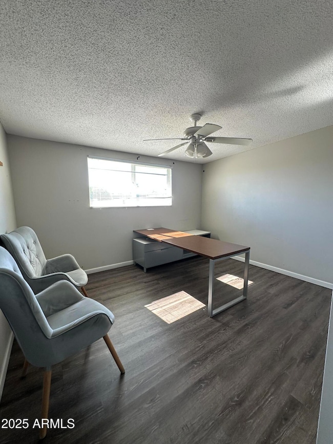 3819 W Golden Ln, Phoenix, AZ 85051 - photo 6