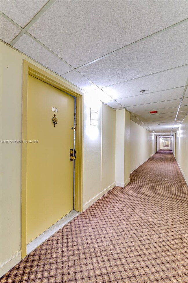 Winston Towers 600 unit 312, Sunny Isles Beach, FL 33160 - photo 6