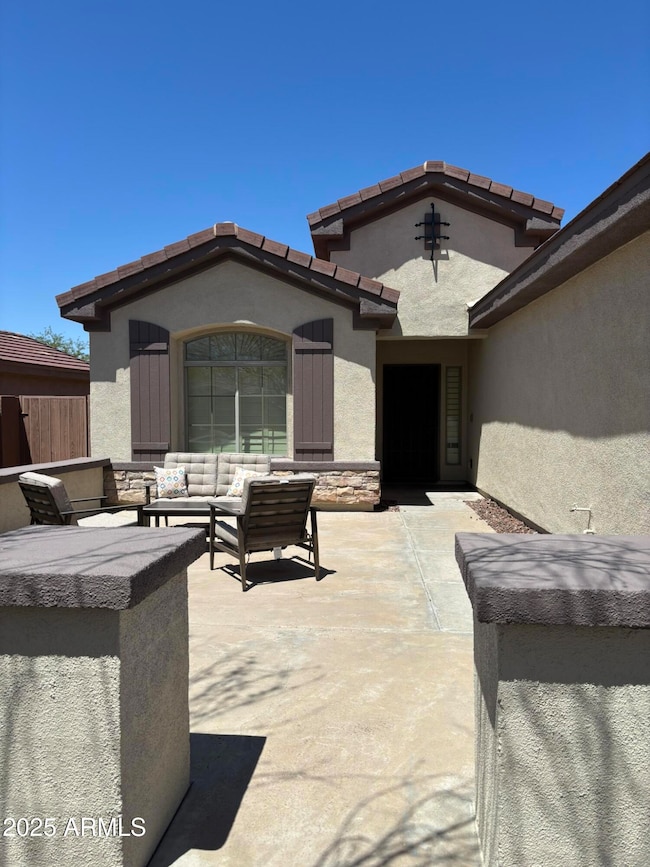 41520 N River Bend Ct, Phoenix, AZ 85086 - photo 2