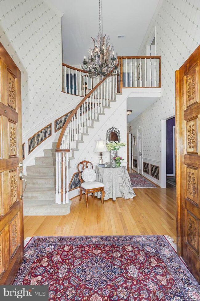 5436 Ashleigh Rd, Fairfax, VA 22030 - photo 2