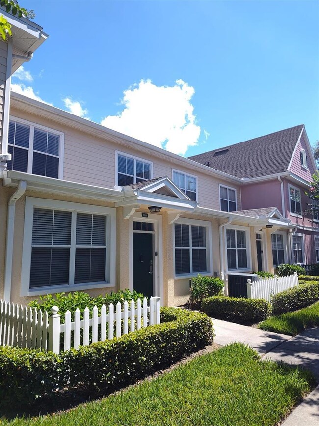 4004 Venetian Bay Dr unit 104, Kissimmee, FL 34741 - photo 3