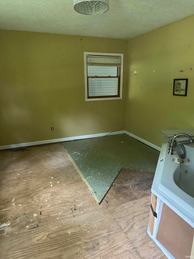 8303 Short St, Georgetown, IN 47122 - photo 7