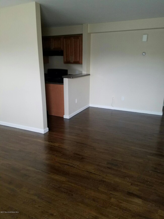 581 Patten Ave unit 39, Long Branch, NJ 07740 - photo 6