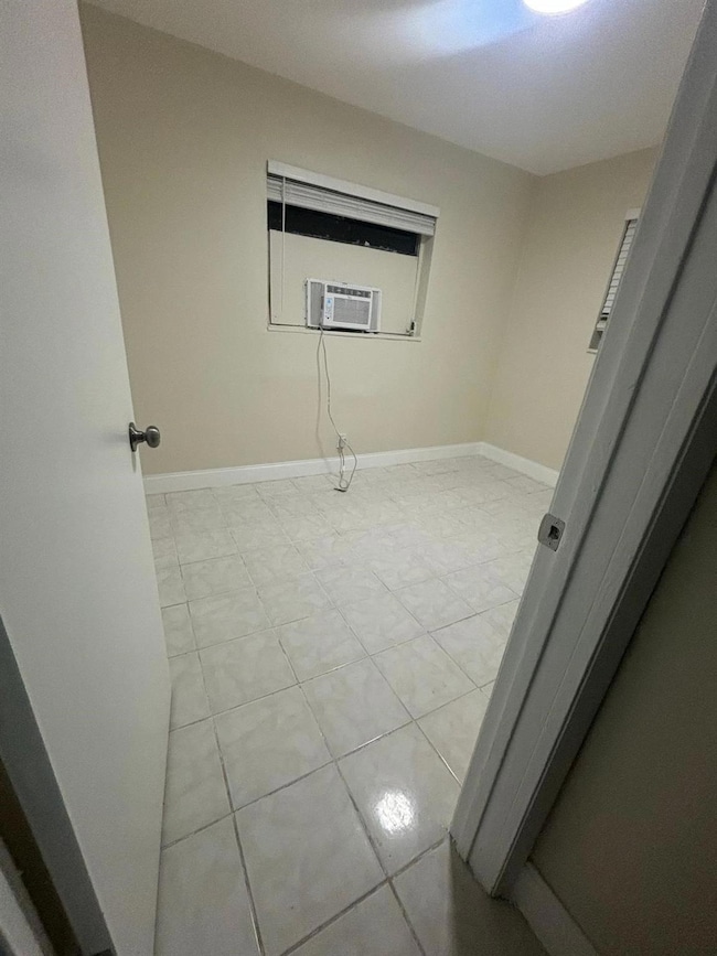 7371 NW 37th St unit 4, Hollywood, FL 33024 - photo 3