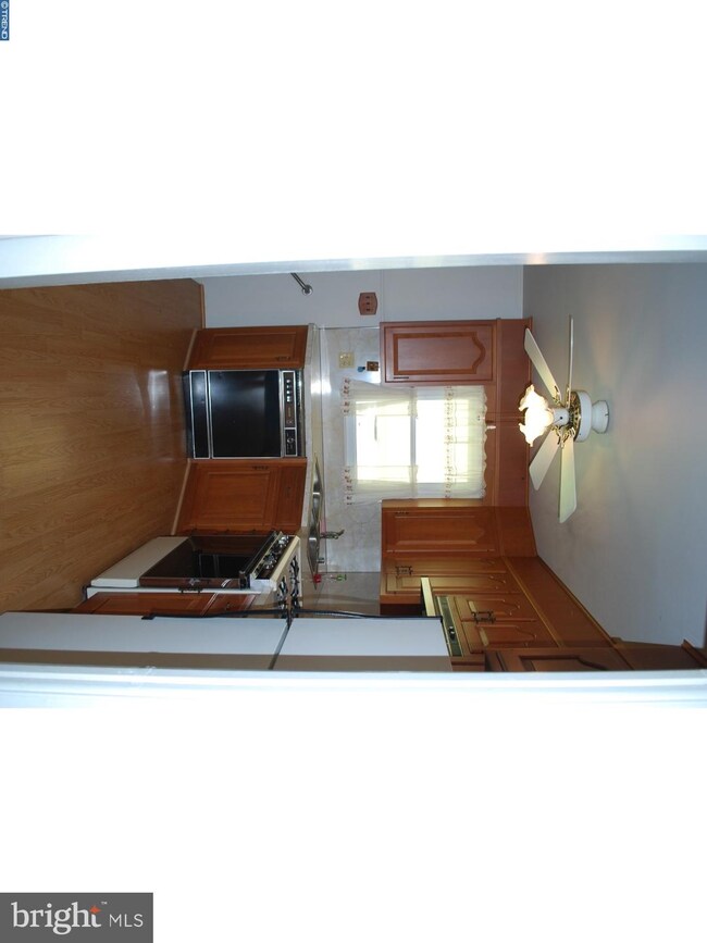 2215 Saint James Dr, Wilmington, DE 19808 - photo 7