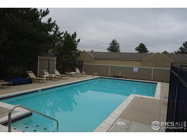 33 S Boulder Cir unit 103, Boulder, CO 80303 - photo 3