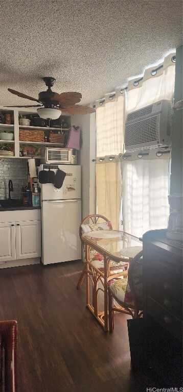 DR and kitchen