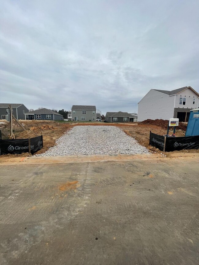 831 Blue Jay Way, Morristown, TN 37813 - photo 3