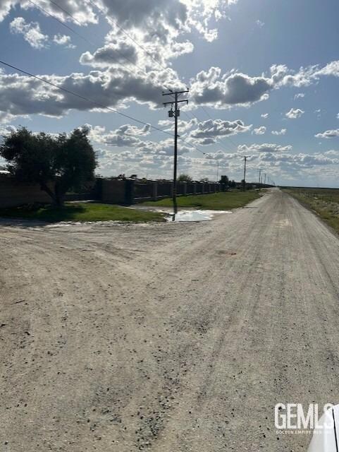 11675 Ave 24, Delano-T, CA 93215 - photo 4