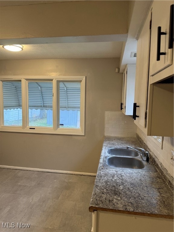 20814 Watson Rd, Maple Heights, OH 44137 - photo 2