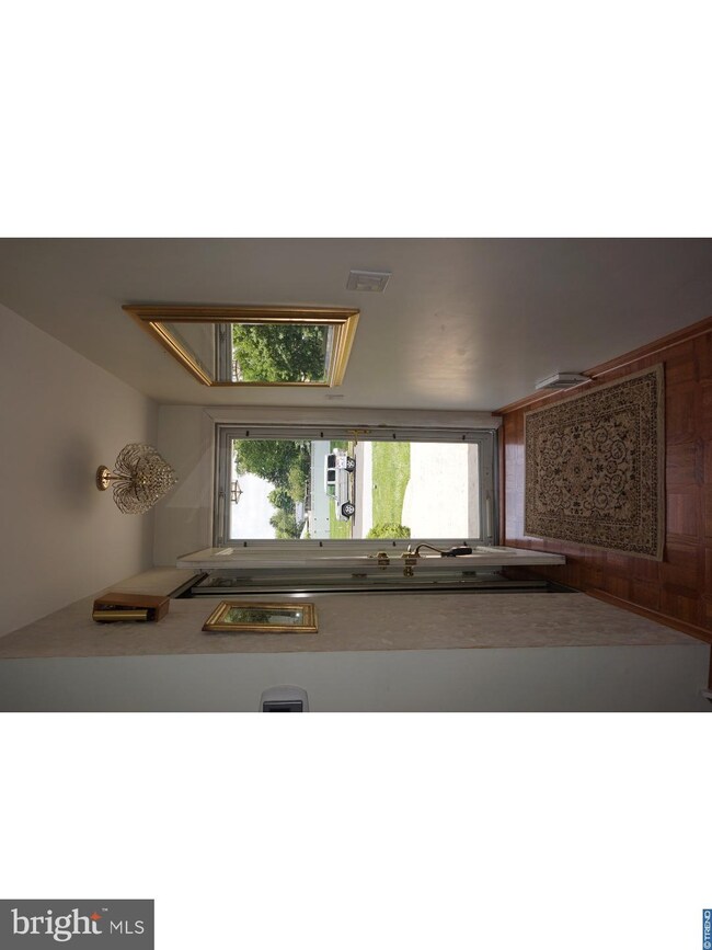 1021 Wayfield Dr, Norristown, PA 19403 - photo 3