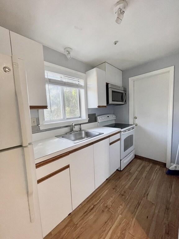 59 Swan St unit 2L, Everett, MA 02149 - photo 6